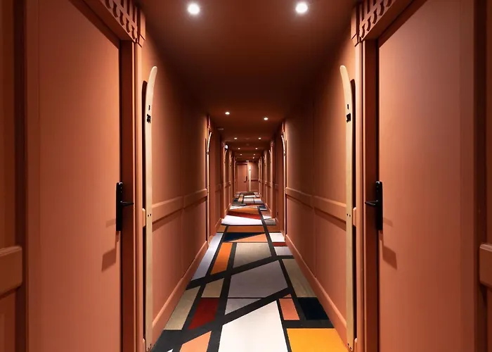 La Folie Douce Отель 4*