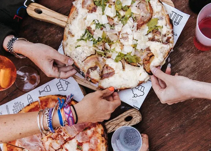 Отель La Folie Douce Шамони