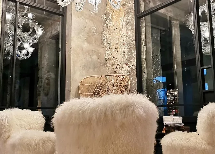 Отель La Folie Douce 4*