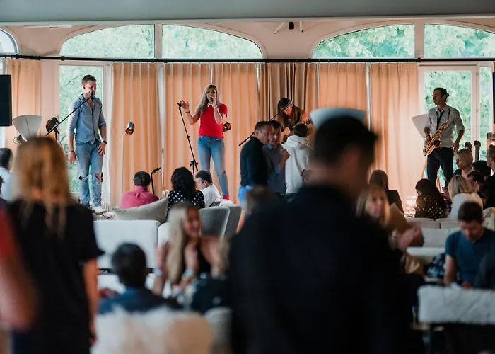 Ξενοδοχείο La Folie Douce 4*